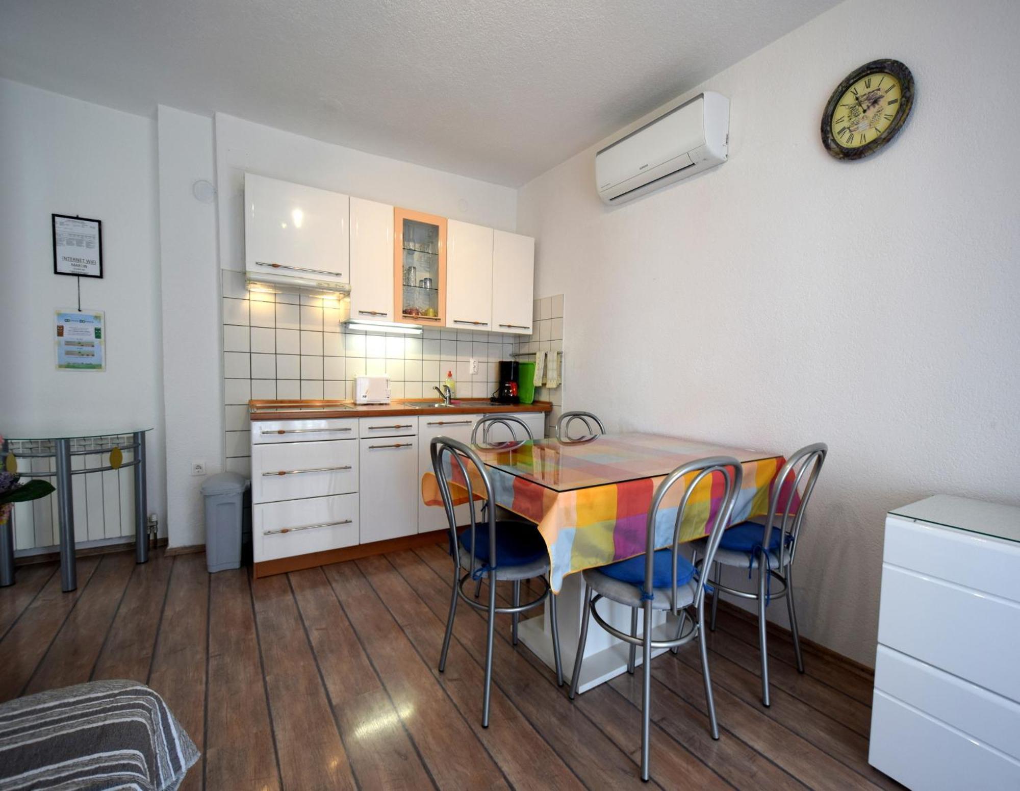 Apartments Martin Malinska Esterno foto